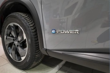 Nissan X-Trail IV 2025 Nissan X-Trail Tekna E-Power Bose Od Reki Polski Salon 1.5 Hybryda, zdjęcie 5