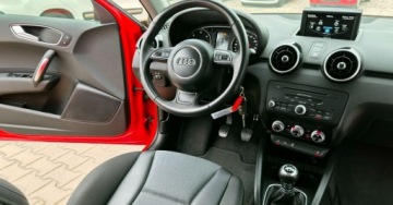 Audi A1 I Hatchback 3d 1.6 TDI 90KM 2013 Audi A1 Sportback 1,6 TDI 90KM Klima Serwis 1.6 Diesel 90KM, zdjęcie 30