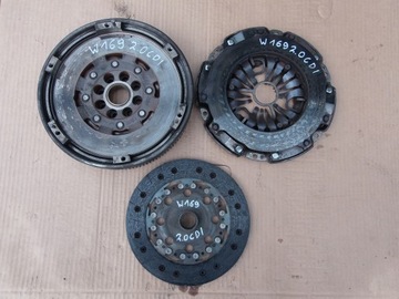 KOLO DWUMASOWE SPRZEGLO KOMPLE A0212501601 MERCEDES A KLASA W169 EU 2.0 CDI