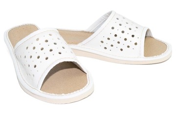 Женские тапочки