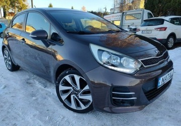 Kia Rio III Hatchback 5d Facelifting 1.4 DOHC CVVT 109KM 2015 Kia Rio Skora Ksenon Navi Kamera 1.4 Benzyna 109KM
