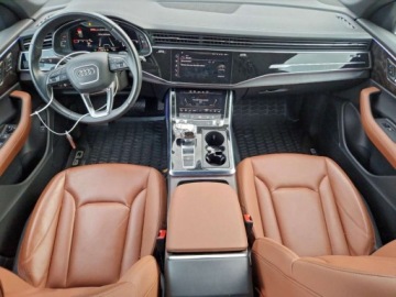 Audi Q8 2023 Audi Q8 Premium Plus 2023 3.0 Benzyna 335KM, zdjęcie 8