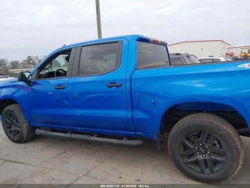 Chevrolet Silverado II 2026 Chevrolet Silverado 1500 Short Bed Custom 2026 2.7 Benzyna 310KM, zdjęcie 2