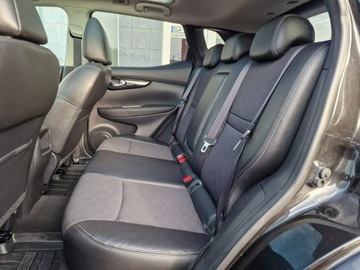 Nissan Qashqai II Crossover 1.2 DIG-T 115KM 2014 Nissan Qashqai Benzyna Tekna Navigacja Panorama, zdjęcie 19