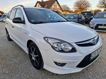Hyundai i30 I CW Facelifting 1.4 DOHC 109KM 2011 Hyundai i30 Jak nowy 180 tys km z Niemiec pierwszy wlasciciel 1.4 benzyna, zdjęcie 11