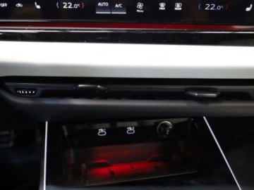 Audi A6 C8 Limousine Facelifting 2.0 40 TDI 204KM 2025 AUDI A6 TDI quattro S line Sedan (204KM) 2025, zdjęcie 12