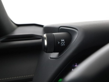 Lexus UX Crossover 250h 184KM 2019 Lexus UX Business HEV alcantara navi kamera ACC, zdjęcie 35