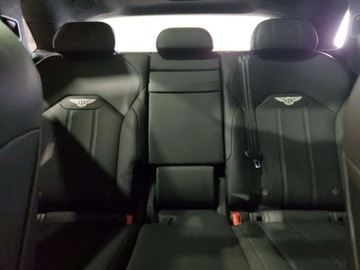 Bentley Bentayga 2023 Bentley Bentayga 2023 4.0l 4.0 Benzyna 542KM, zdjęcie 10