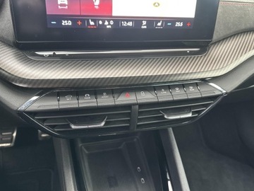 Skoda Octavia IV Kombi 2.0 TDI SCR 200KM 2022 Skoda Octavia 2.0 TDI 4x4 RS DSG 200KM Pakiet Simp, zdjęcie 21