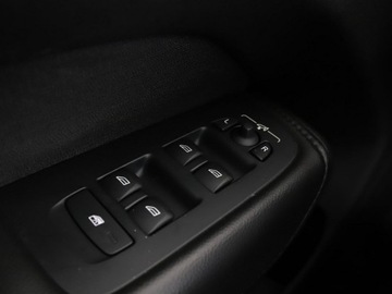 Volvo XC60 II 2020 Volvo XC 60 FV23% mHEV 4x4 full LED navi klima, zdjęcie 34