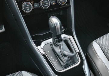 Volkswagen T-Roc I SUV 1.5 TSI ACT 150KM 2021 Volkswagen T-Roc Premium R-LINE, FV 23, ACC, Kamera, GPS, Podgrzewane fote, zdjęcie 24