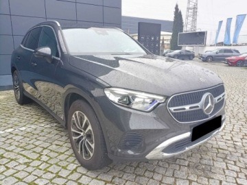 Mercedes GLC C254/X254 SUV 2.0 200d 163KM 2025 GLC 200 d 4-Matic Avantgarde 2.0 (163KM) 2025, zdjęcie 1