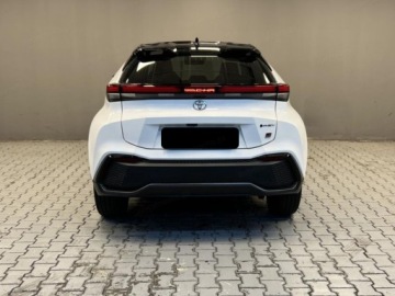 Toyota C-HR II SUV Plug-In 2.0 Hybrid Dynamic Force Plug-in  223KM 2026 GR Sport 2.0 Hybrid Dynamic Force Plug-in 223KM | Podgrzewane fotele!, zdjęcie 4