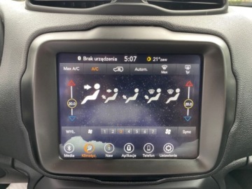 Jeep Renegade SUV 1.4 MultiAir 140KM 2018 Jeep Renegade AUTOMAT NAWIGACJA GRZANE FOTELE PARKTRONIC TEMPOMAT GWARANC, zdjęcie 12
