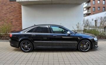 Audi A8 D3 Sedan 4.2 V8 TDI 326KM 2009 Audi A8 4,2TDI (326KM) 2009 r. Quattro Long Lift 4.1 Diesel 326KM, zdjęcie 4