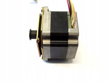 Silnik krokowy STP-58D116 2A/2,5V NEMA23 Shinano Kenshi