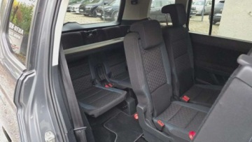 Volkswagen Touran III 2.0 TDI 150KM 2020 Volkswagen Touran 2,0 TDI 150 KM NAVI Full LED automat 7 osob OPLACONY, zdjęcie 15