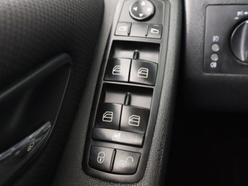 Mercedes Klasa B W245 170 116KM 2008 Mercedes B B 170 , Klima, Klimatronic, zdjęcie 16