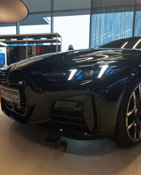 BMW Seria 4 G22-23-26 2025 BMW Seria 4 BMW Bonkowscy oferuja samochod dostepny od reki 3.0 381KM, zdjęcie 5