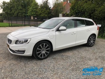 Volvo V60 I 2014 FV23% PLUG-IN diesel/hybryda 4WD lifting SUPER, zdjęcie 36