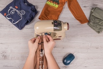 АКСЕССУАРЫ ДЛЯ ДЕТСКОЙ ШВЕЙНОЙ МАШИНЫ СВЕТОДИОДНАЯ КРЫШКА