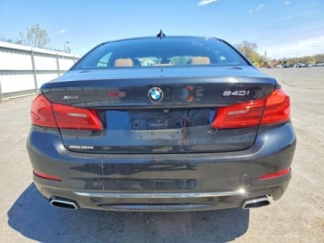 BMW Seria 5 G30-G31 Limuzyna 540i 340KM 2019 BMW Seria 5 2019r., 540 Xi, 3L, od ubezpieczalni 3.0 Benzyna 340KM, zdjęcie 5
