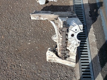 ЧЕТВЕРТЬ ФУНДАМЕНТА MERCEDES GLC x253 a253 253