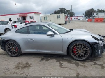 Porsche 911 991 GTS Coupe Facelifting 3.0 450KM 2017 Porsche 911 Carrera S 2017 3.0l 3.0 Benzyna 450KM, zdjęcie 6