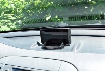 КОВРИК ПРОТИВОСКОЛЬЗЯЩИЙ В АВТОМОБИЛЬ ДЛЯ ТЕЛЕФОНА