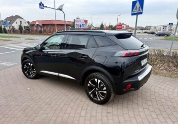 Peugeot 2008 II SUV 1.2 PureTech 130KM 2023 Peugeot 2008 1.2T130PS AUTOMAT GT Full led 1.2 Benzyna 130KM, zdjęcie 3