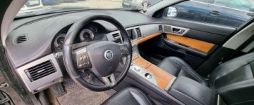 Jaguar XF I 2011 Jaguar XF 2011r, 2.7 Diesel. Lekko uszkodzony tyl. Jezdzi. 2.7 Diesel, zdjęcie 9