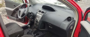 Toyota Yaris III Hatchback 5d 1.33 Dual VVT-i 99KM 2011 Toyota Yaris 1.3 BENZ ,bezwypadek ,kupiony z aso toyota 1.3 Benzyna 99KM, zdjęcie 10