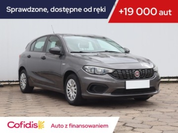 Fiat Tipo II Hatchback 1.4 95KM 2017 Fiat Tipo 1.4 16V, Salon Polska, GAZ, Klima