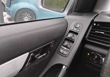 Mercedes Klasa R Off-roader Facelifting 300 CDI BlueEFFICIENCY 190KM 2011 Mercedes-Benz Klasa R 2011r, LONG, 3.0 CDI, 4-MATIC, Lekko uszkodzony praw, zdjęcie 12