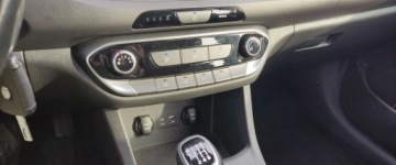 Hyundai i30 III Wagon 1.4 T-GDi 140KM 2018 Hyundai i30 jeden wlasciciel, auto zadbane 1.4 Benzyna 140KM, zdjęcie 17