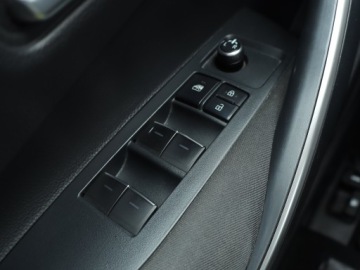 Toyota Corolla XII Sedan 1.5 VVT-i 125KM 2021 Toyota Corolla 1.5 VVT-i, Salon Polska, zdjęcie 17