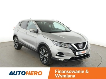 Nissan Qashqai II Crossover 1.2 DIG-T 115KM 2017 Nissan Qashqai Navi Kamera cofania Klimatyzacja, zdjęcie 9