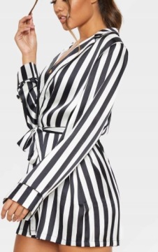 X6G211 ЖЕНСКИЙ АТЛАСНЫЙ ХАЛАТ Prettylittlething PLT S В ПОЛОСКУ S