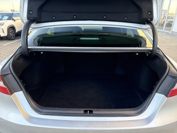 Toyota Camry IX Sedan 2.5 Hybrid Dynamic Force 218KM 2019 Toyota Camry 2.5 Hybrid Comfort CVT 2.5 Hybrid Com, zdjęcie 10