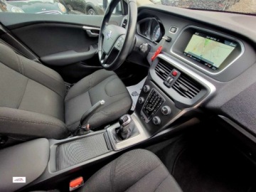 Volvo V40 II Hatchback 2.0 T2 DRIVE-E 122KM 2015 Volvo V40 Zarejestrowane,KAMERA, bardzo ladne, GWARANCJA 2.0 Benzyna, zdjęcie 21