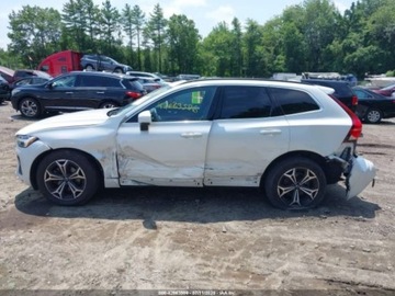 Volvo XC60 II 2022 Volvo XC 60 2022 Volvo XC60 B5 AWD Momentum 2.0 Benzyna 247KM, zdjęcie 12