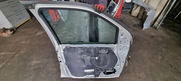 DVEŘE LEVÝ PŘEDNÍ ZADNÍ KL0 NISSAN PATHFINDER NAVARA