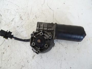 SILNICZEK WYCIERACZEK RENAULT TRUCKS T 82544132