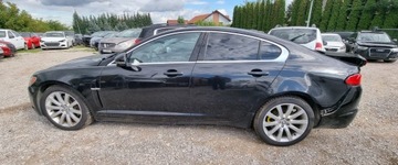 Jaguar XF I 2011 Jaguar XF 2011r, 2.7 Diesel. Lekko uszkodzony tyl. Jezdzi. 2.7 Diesel, zdjęcie 15