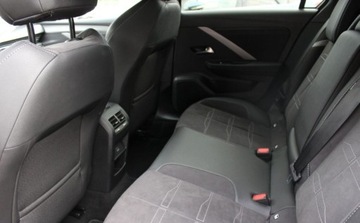 Opel 2023 Opel Astra VI 1.6 T Plug-in Hybrid GSe 1.6 Hybryda 180KM, zdjęcie 28