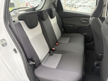 Toyota Yaris III Hatchback 5d Facelifting 2017 1.5 Hybrid 100KM 2019 Toyota Yaris Hybrid 100 Premium EU6 III (2011-2019, zdjęcie 24