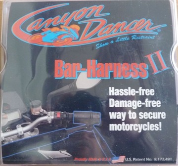 ТРАНСПОРТНЫЙ РЕМЕНЬ ДЛЯ РУЛЯ МОТОЦИКЛА И СКУТЕРА С ЗАЩИТОЙ РУЛЯ