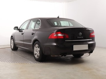 Skoda Superb II Sedan 2.0 TSI 200KM 2010 Skoda Superb 2.0 TSI, Salon Polska, DSG, Xenon, zdjęcie 3