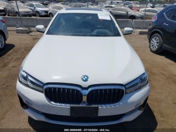 BMW Seria 5 G30-G31 2022 BMW Seria 5 2022r, 530E, 2.0L 2.0 Hybryda 288KM, zdjęcie 2