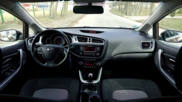 Kia Ceed II Hatchback 5d Facelifting 1.6 GDI 135KM 2015 ..Ceed .. Serwisowany .. Grzana Kierownica i Fotele .. Czujniki parkowania, zdjęcie 10